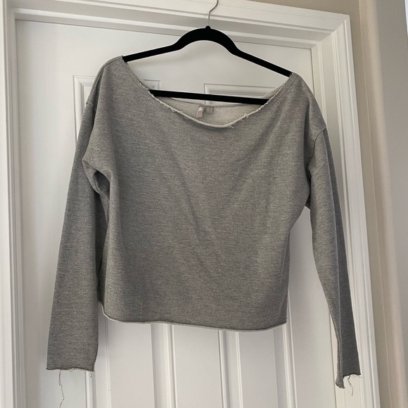 ASOS Raw Edge Off Shoulder gray lounge Sweatshirt top size 0 - Picture 11 of 12